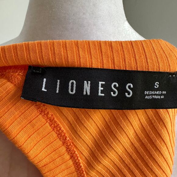 Lioness One Shoulder Cropped Orange Ribbed Tank Small Stretchy - Picture 5 of 6